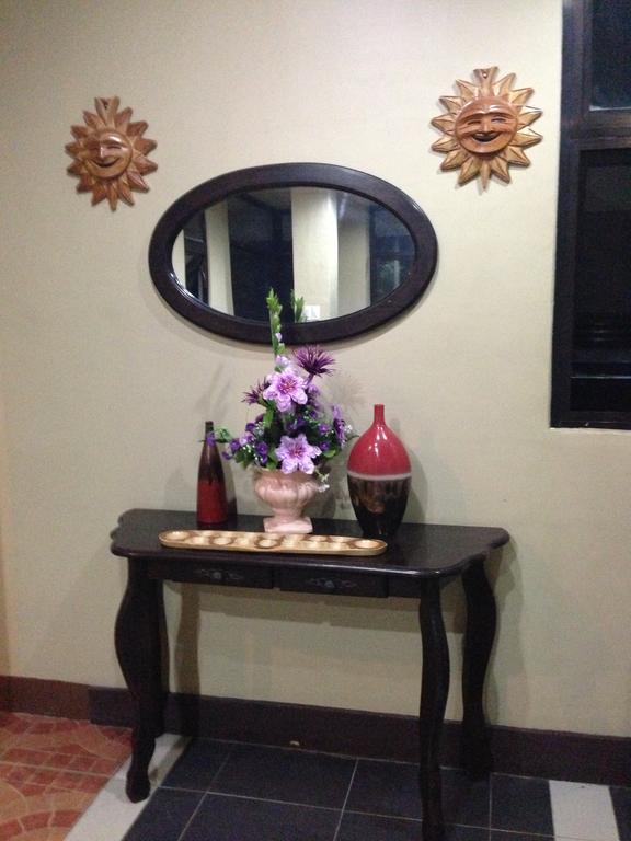 Reyna'S The Haven & Gardens Hotel Tagbilaran City Exterior photo