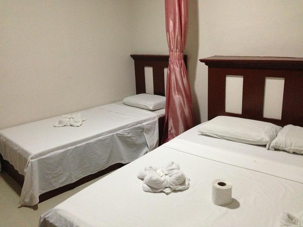 Reyna'S The Haven & Gardens Hotel Tagbilaran City Exterior photo