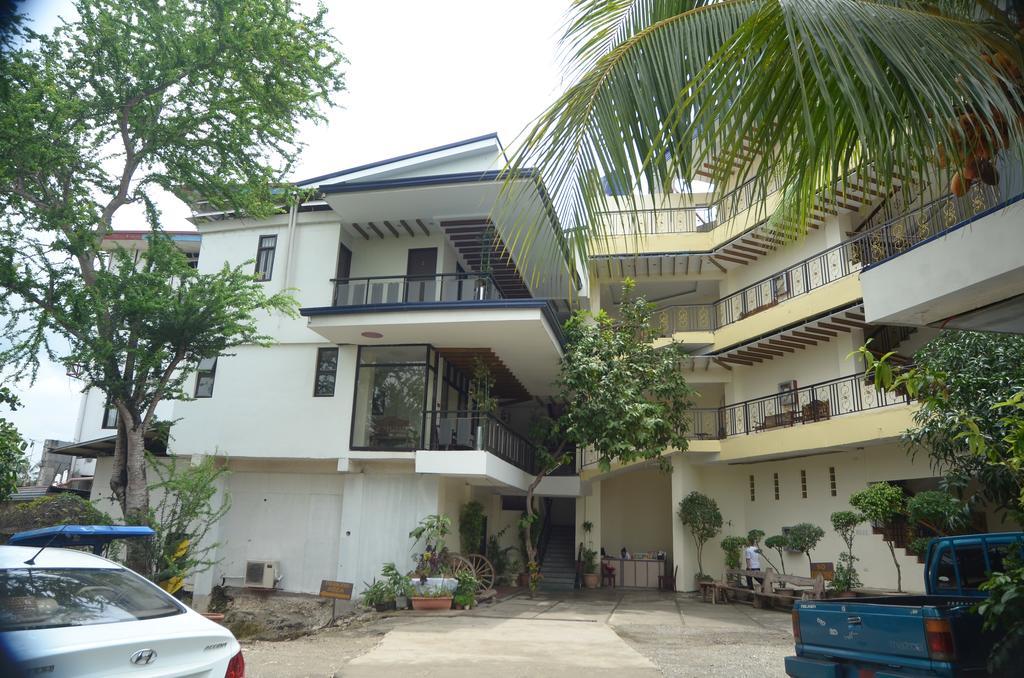 Reyna'S The Haven & Gardens Hotel Tagbilaran City Exterior photo