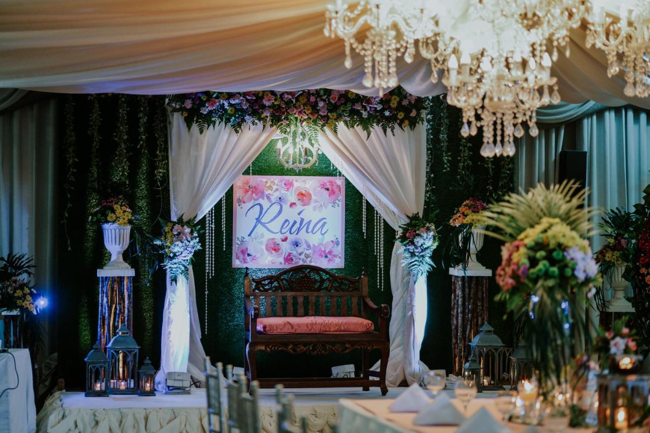 Reyna'S The Haven & Gardens Hotel Tagbilaran City Exterior photo
