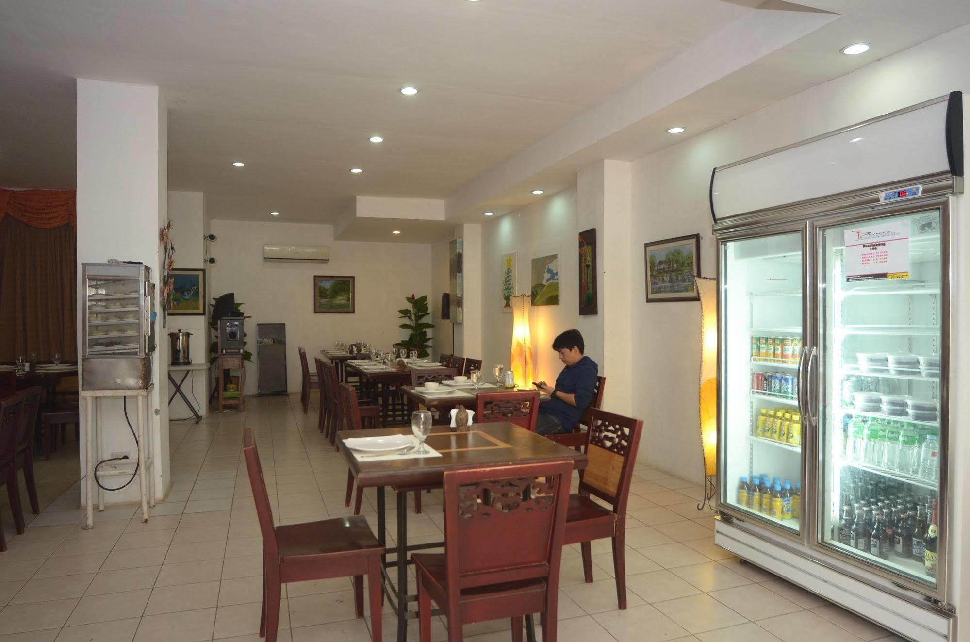 Reyna'S The Haven & Gardens Hotel Tagbilaran City Exterior photo